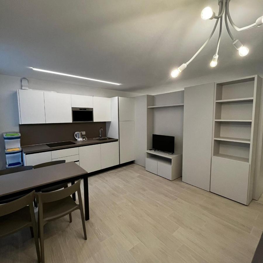 Smart Apartments Palazzo Mazzini Rovereto  Extérieur photo